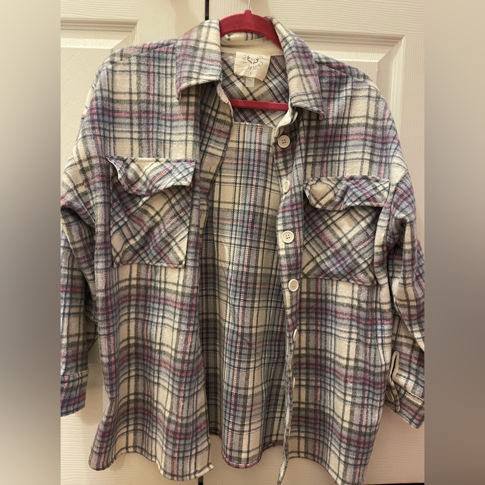 Small Pink Lily blue, pink and white plaid shacket